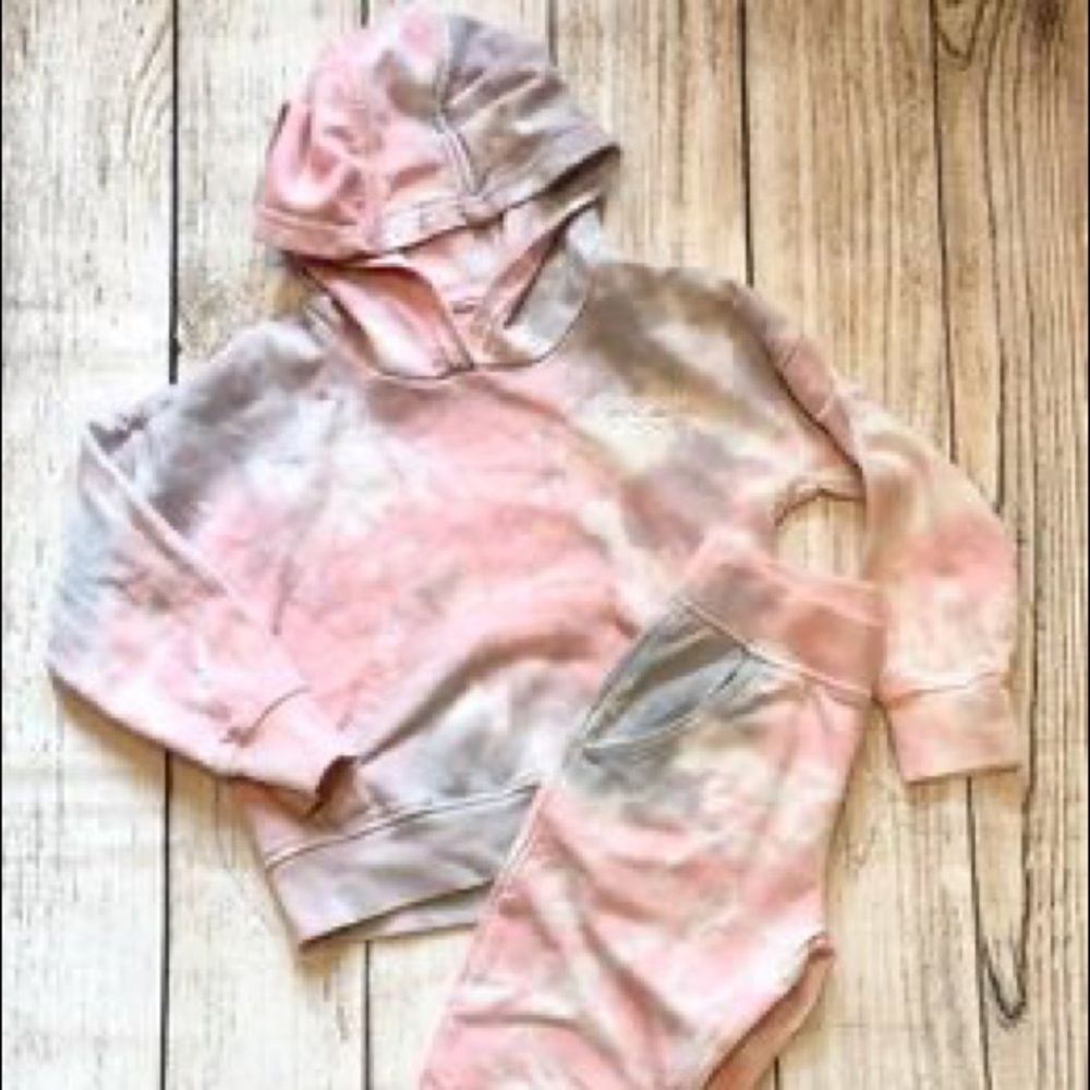 REEBOK Pastel Tye dye Jogger 2 Piece set  Girls toddler size 4